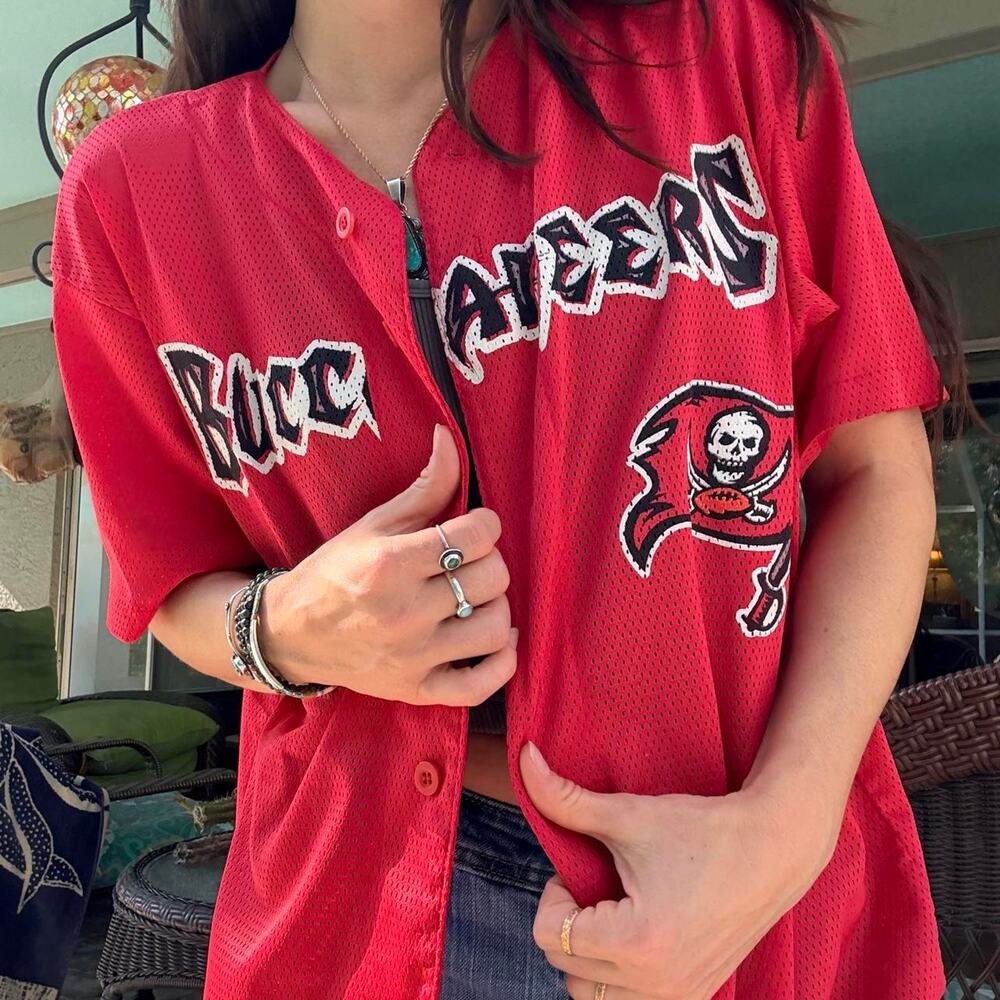 Vintage Tampa Bay Buccaneers Jersey